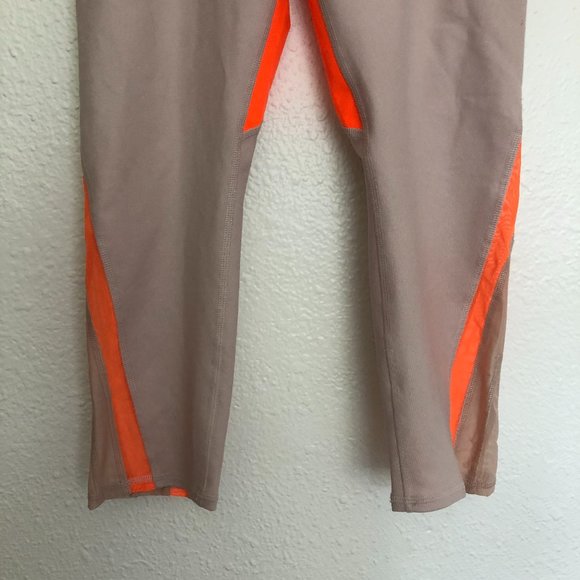 Alo Yoga Range Mesh Capri Legging Pink & Orange M - Picture 11 of 12